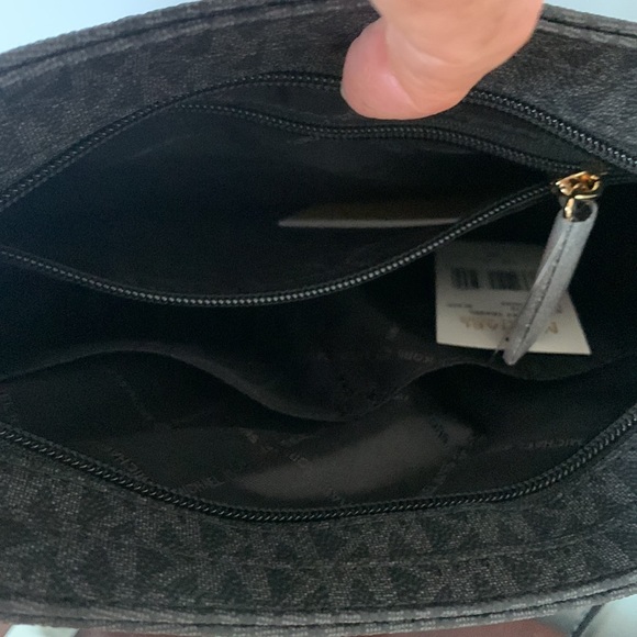 NWT Michael Kors Jet Set Large Messenger Bag - Picture 8 of 9